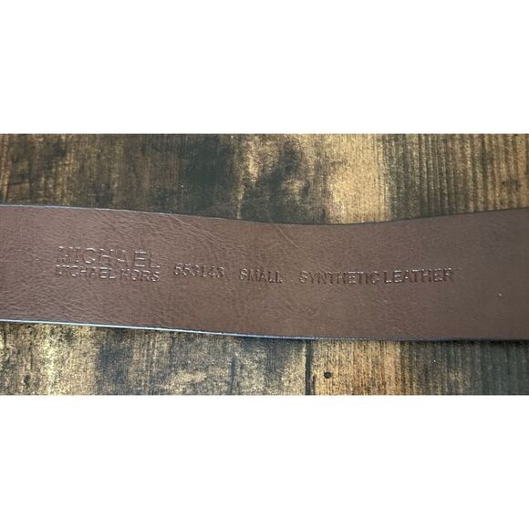 Michael Kors
synthetic leather Logo Belt Size S/ excellent - Picture 3 of 6